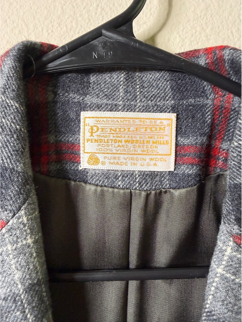 Pendleton Women's Wool Plaid Blazer Jacket Gray Red Size Medium - Picture 4 of 7